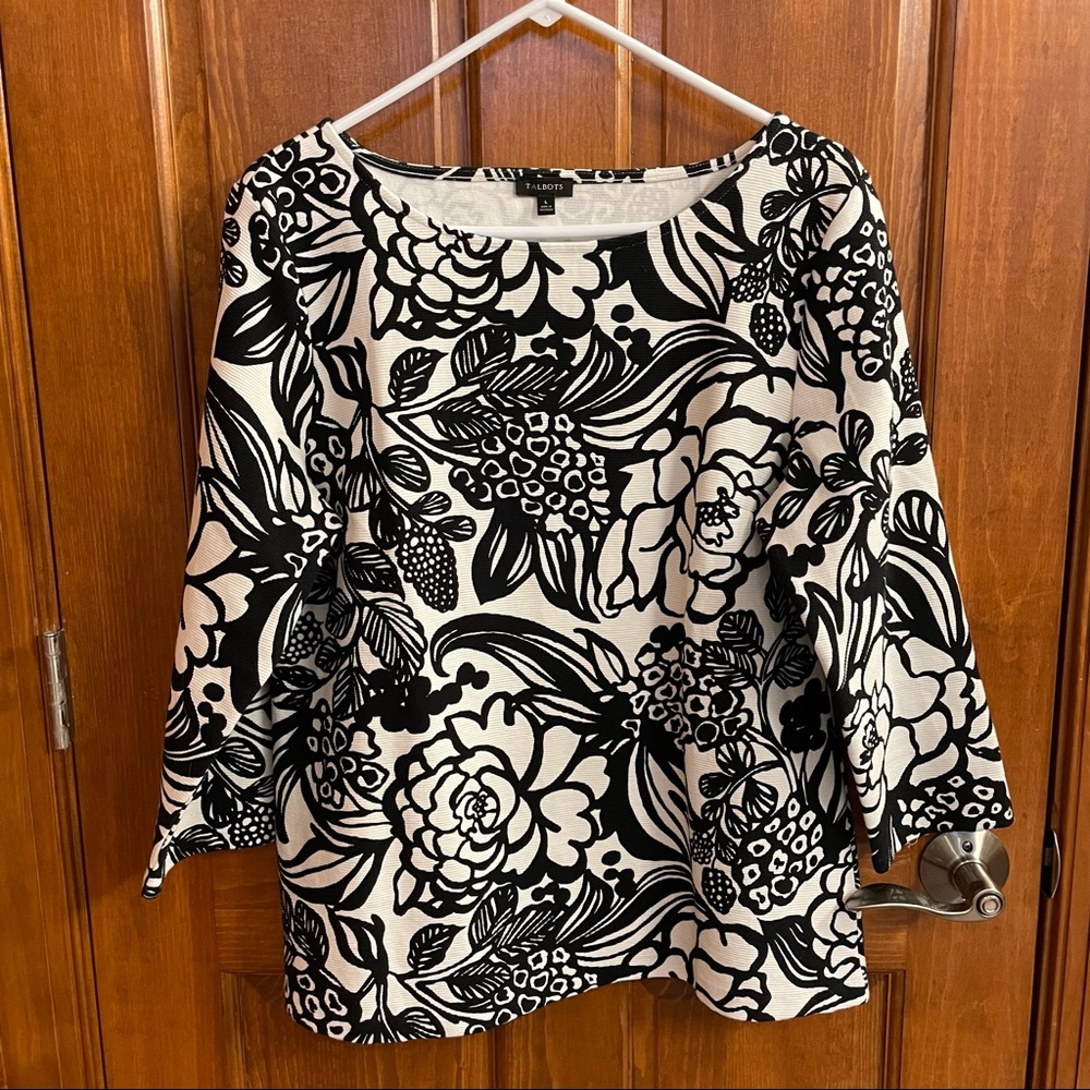 Talbots Black and White Floral Top Sz L Very Good Condition